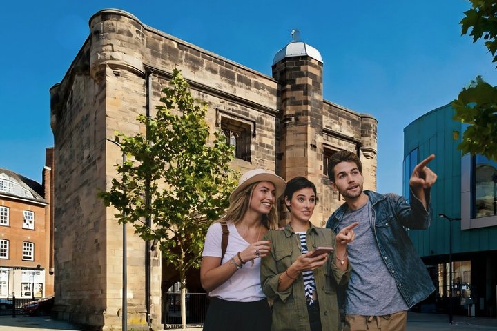 Discover Leicester: Self Guided Walk & Interactive Treasure Hunt