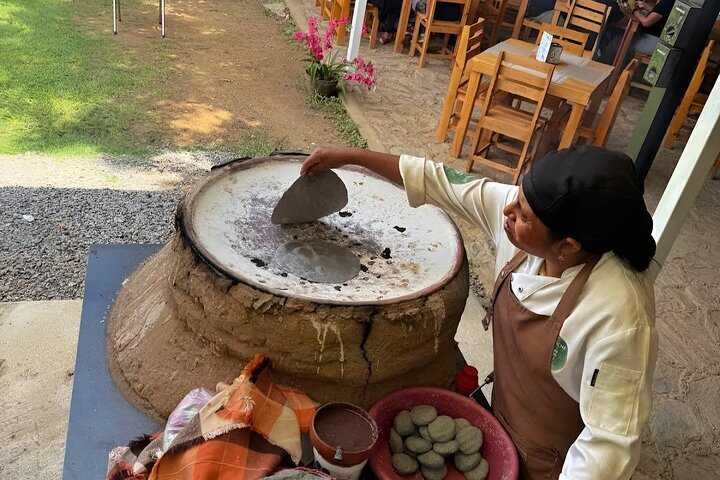 Monte Alban, Ancestral Mezcal, Alebrijes and Black Mud Tour