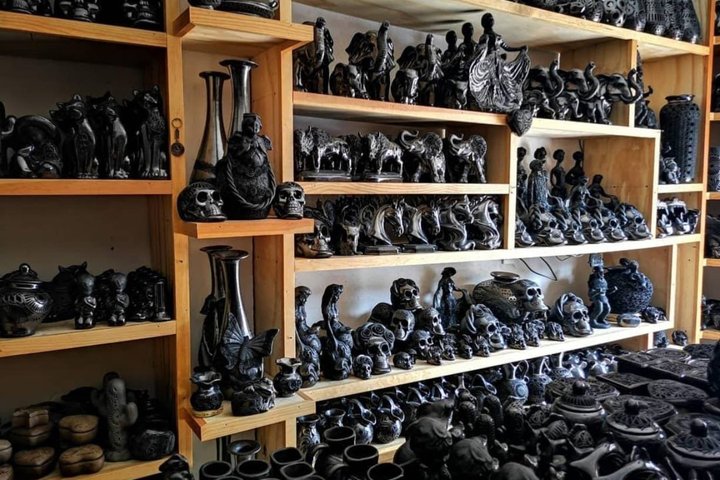 Monte Alban, Ancestral Mezcal, Alebrijes and Black Mud Tour