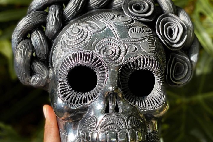 Monte Alban, Ancestral Mezcal, Alebrijes and Black Mud Tour