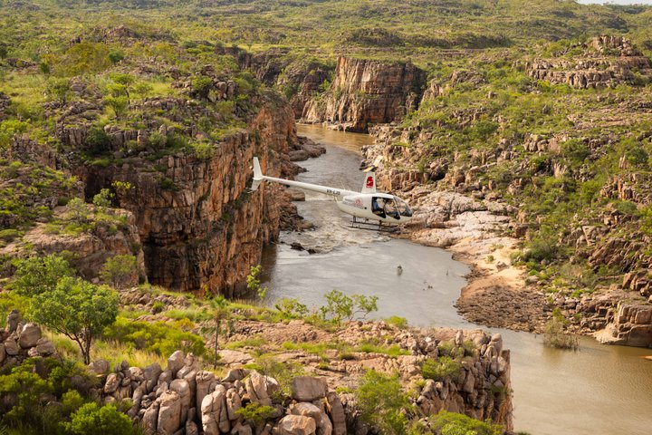 Nitmiluk Heli Art Adventure Scenic Flight and Aboriginal Art Tour