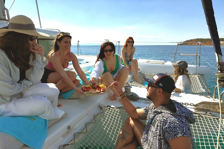 Luxury Catamaran Morning Semi-Private and Greek Gastronomy Athens