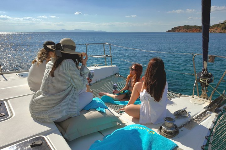 Luxury Catamaran Morning Semi-Private and Greek Gastronomy Athens
