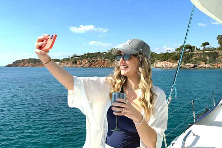 Luxury Catamaran Morning Semi-Private and Greek Gastronomy Athens