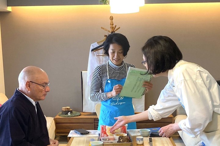 Cooking local cuisine＆Sｗeets in Matsuyama Castle town, Ehime