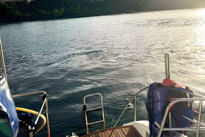 Kota Kinabalu: Catamaran, Paddleboard, Kayak, Snorkeling Tour
