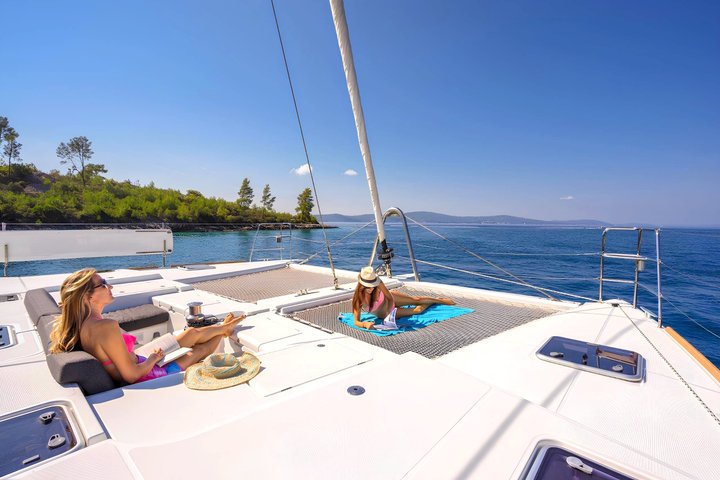 Kota Kinabalu: Catamaran, Paddleboard, Kayak, Snorkeling Tour