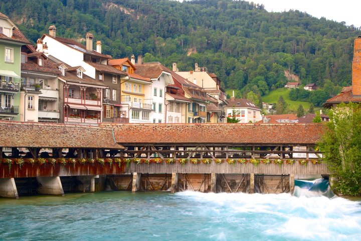 Lauterbrunnen Grand Tour Waterfalls and Hidden Spots in Alps