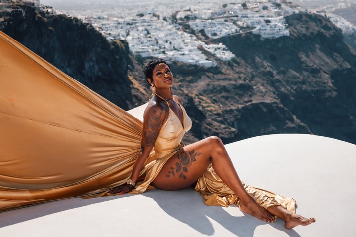 Santorini Flying Dress Experience with Hotel Pick up And Drop Off