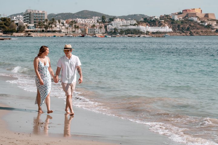 Private Vacation Photoshoot with Photographer in Skiathos