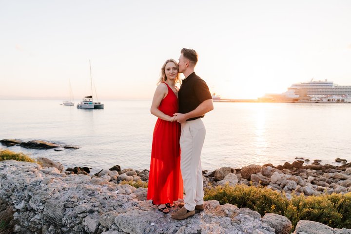 Private Vacation Photoshoot with Photographer in Skiathos
