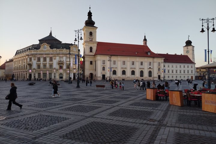 Timisoara Dream Tours Trip to Hunedoara Castle and to Sibiu