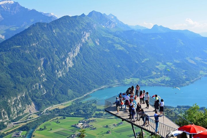 Lauterbrunnen Grand Tour Waterfalls and Hidden Spots in Alps