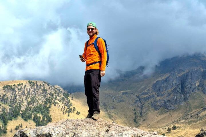 Hiking in Iztaccihuatl Volcano