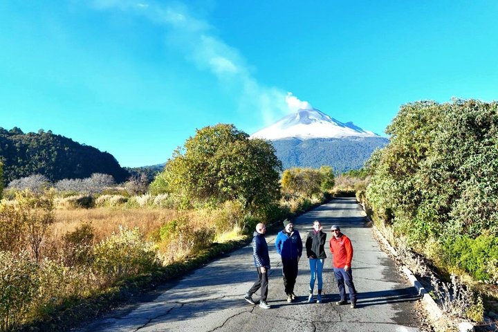 Hiking in Iztaccihuatl Volcano