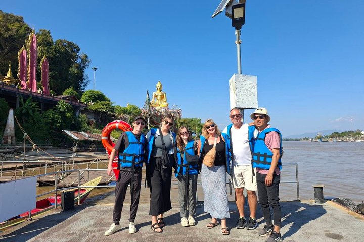 Full Day Group Tour in Chiang Rai