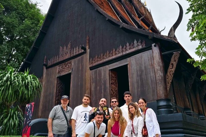 Full Day Group Tour in Chiang Rai