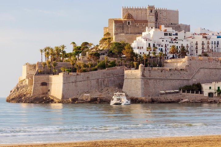 From Valencia: Day Tour in Peniscola, Game of Thrones