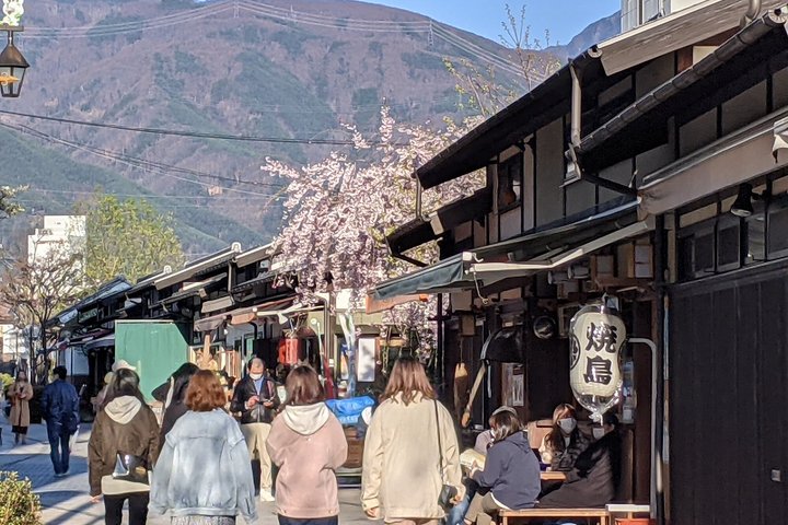 Matsumoto Discovery - Half Day Walking Tour