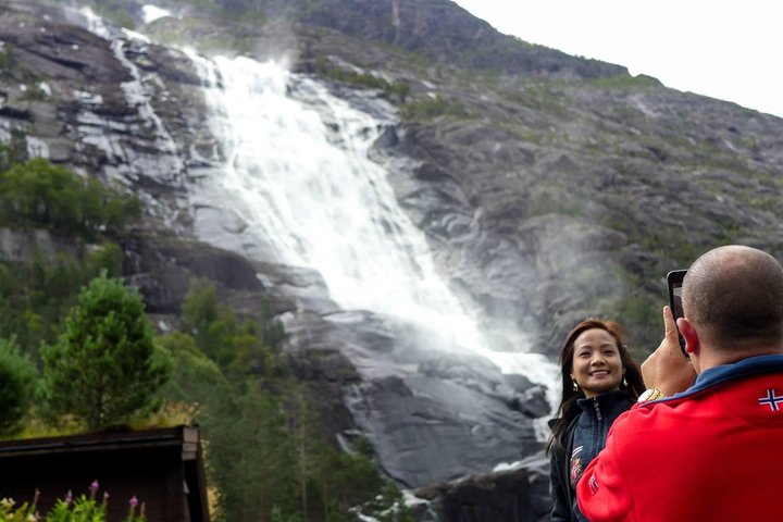 Haugesund Shore Excursion: Åkrafjorden & Langfoss waterfall