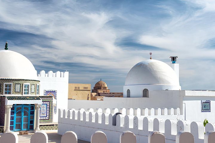 Private Luxury Tour: Kairouan, El Jem & Monastir or Sousse