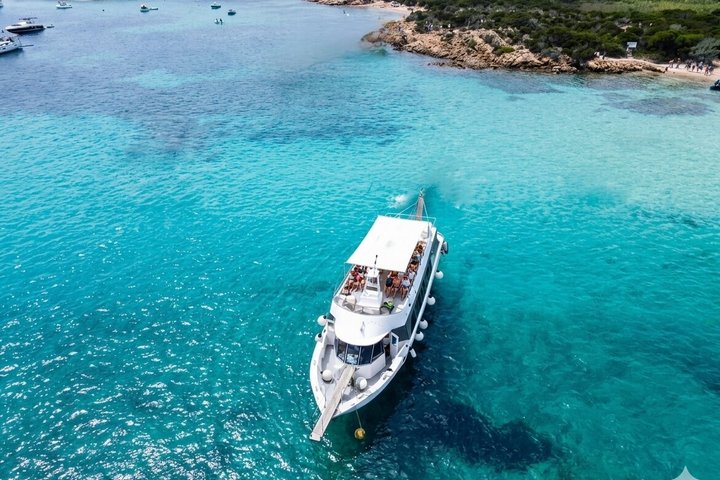 Boat tour in the Archipelago of La Maddalena