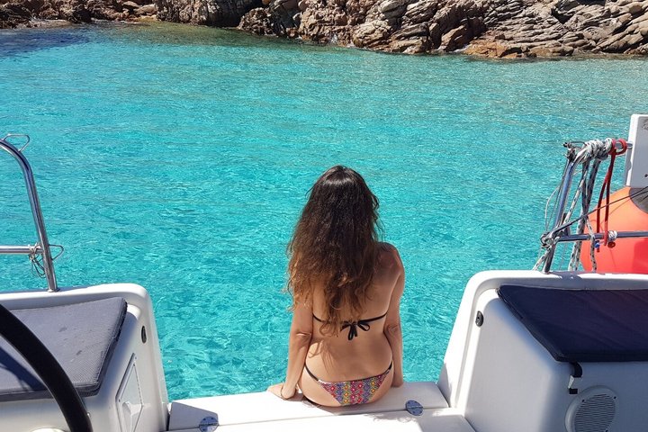 La Maddalena Archipelago Tour by Sailboat from Cannigione