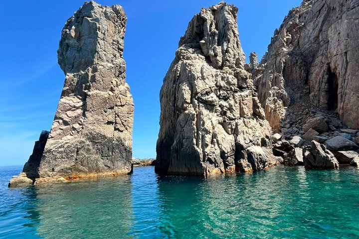 Isla Espiritu Santo and Balandra All Inclusive Tour