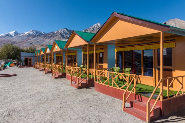6 Days Private Ladakh Tour Nubra Pangong and Khardung La Pass