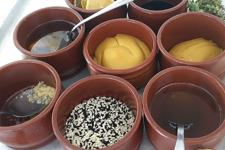 Maria's Open Cooking Class lessons in Delux hotel of Paros