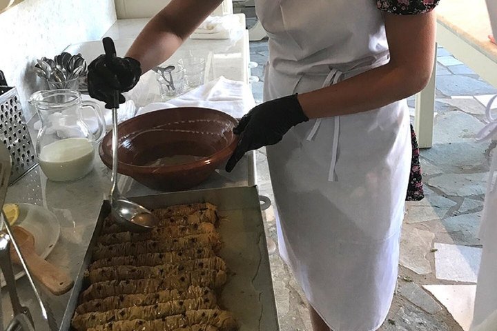 Maria's Open Cooking Class lessons in Delux hotel of Paros