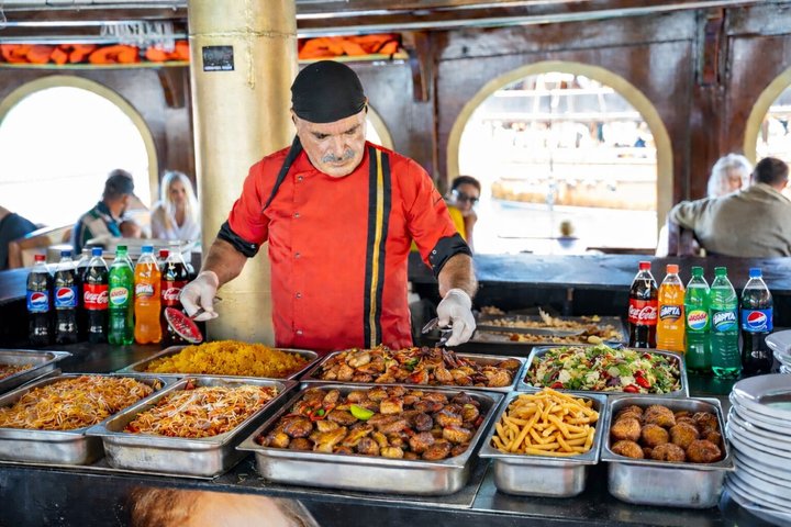 Alanya Boat Trip : Pirate Boat Tour with Foam Party-All inclusive