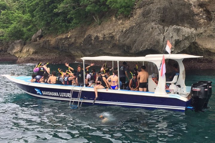 From Bali: Nusa Penida Snorkeling and Island Tour