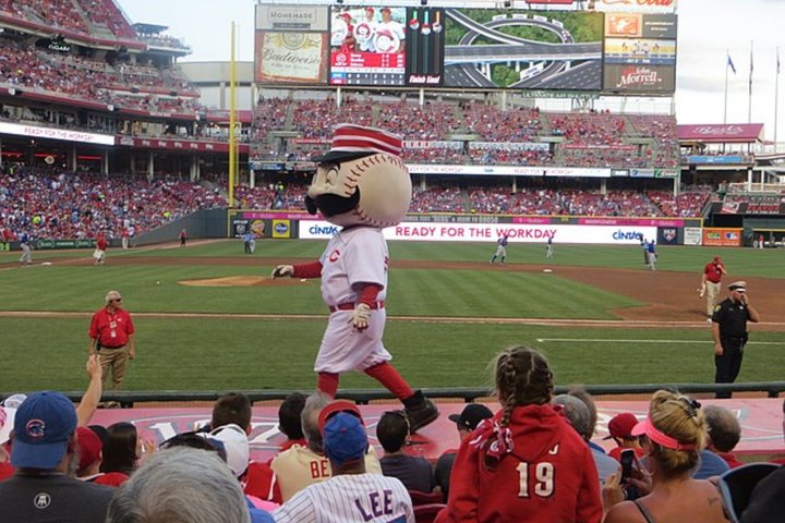 Cincinnati Reds Baseball Game at Great American Ballpark