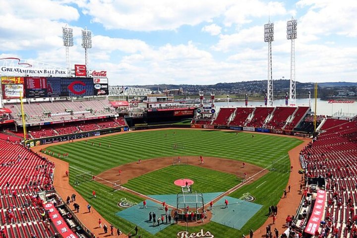 Cincinnati Reds Baseball Game at Great American Ballpark