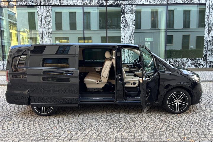 Private Transfer from Titisee to Zurich Airport
