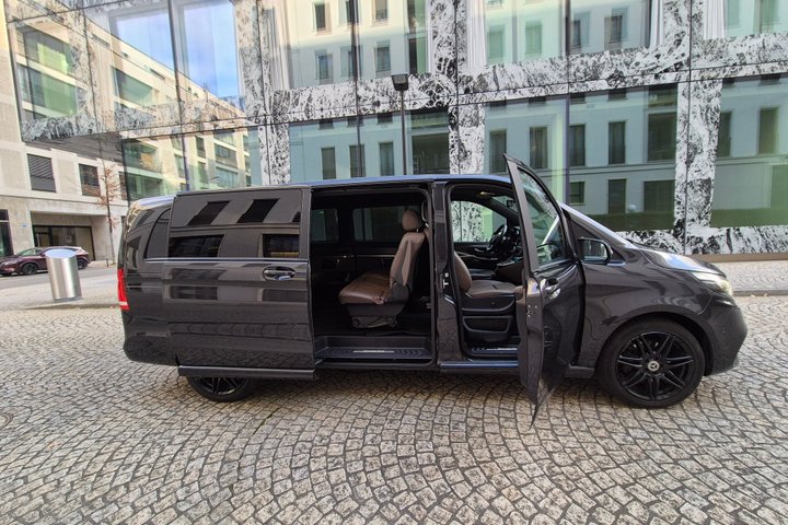 Private Transfer from Titisee to Zurich Airport