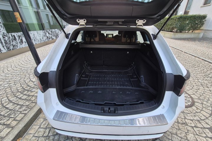 Private Transfer from Vaduz to Zurich Airport