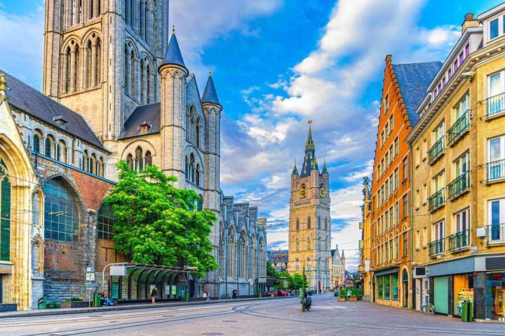 Bruges and Ghent by small group train with boat ride