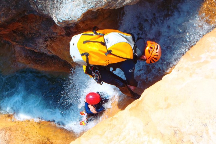 Canyoning for family and kids in Sierra de Guara