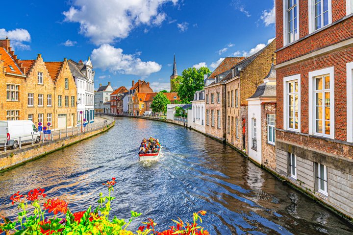 Bruges and Ghent by small group train with boat ride