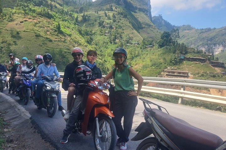 Ha Giang Heritage Motorbike Loop 3D– Culture & Vietnamese Cuisine