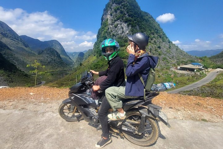 Ha Giang Heritage Motorbike Loop 3D– Culture & Vietnamese Cuisine