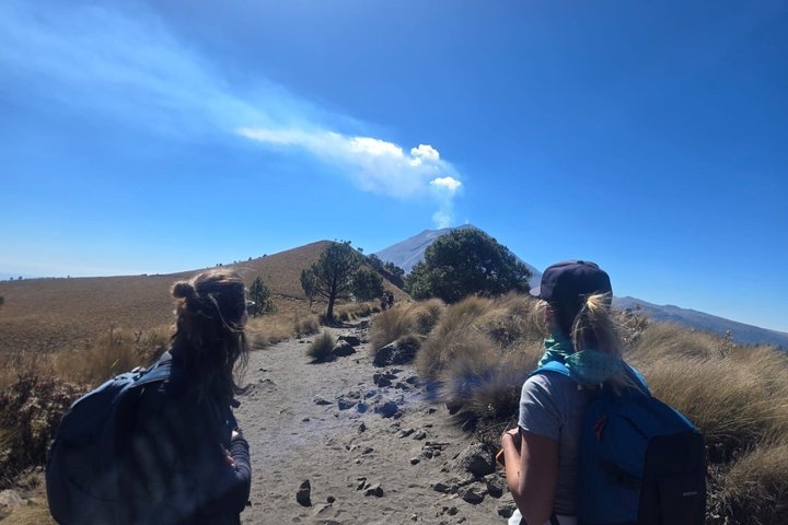 Iztaccihuatl Volcano Hiking Tour from Puebla