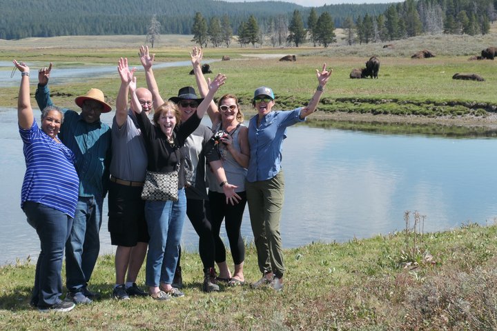 Lower Loop Van Tour from West Yellowstone: Grand Prismatic and Old Faithful
