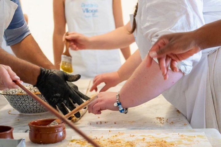 Maria's Open Cooking Class lessons in Delux hotel of Paros