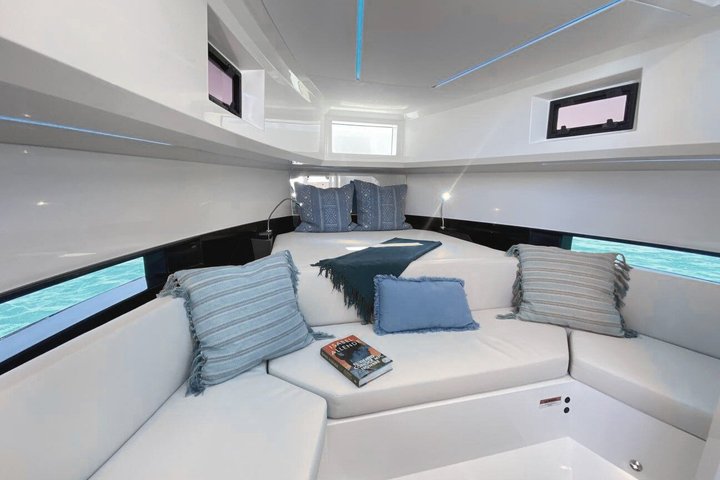 Private Daily Cruise on De Antonio 36 Paros to Antiparos