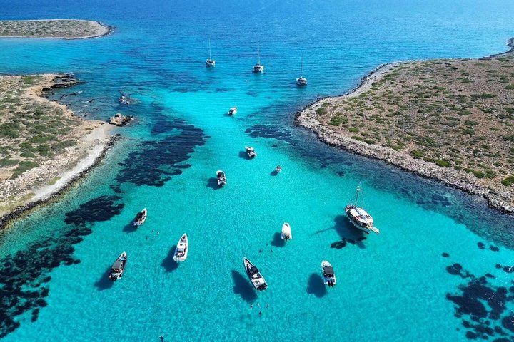 Private Daily Cruise on De Antonio 36 Paros to Antiparos