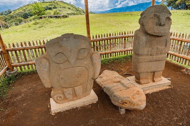 Ancient Magic Tour Horseback Riding or Truck