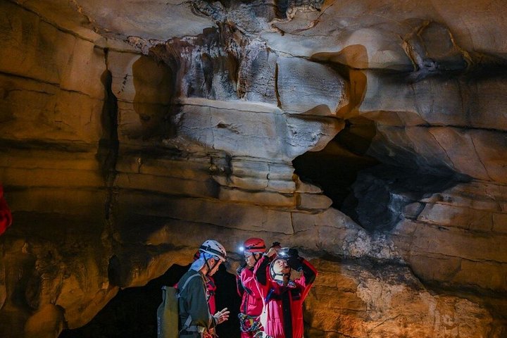 Guizhou Bai Yu Cave Adventure One Day Tour